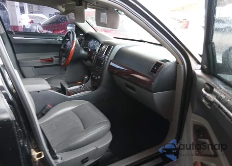 2005 Chrysler 300C from USA, damaged, VIN 2C3JA63H75H631373